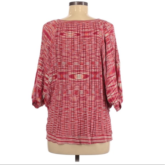 BCBGMaxAzria Shift Silk Dolman Sleeves Knit blouse Pink Cream Size M - Picture 2 of 11